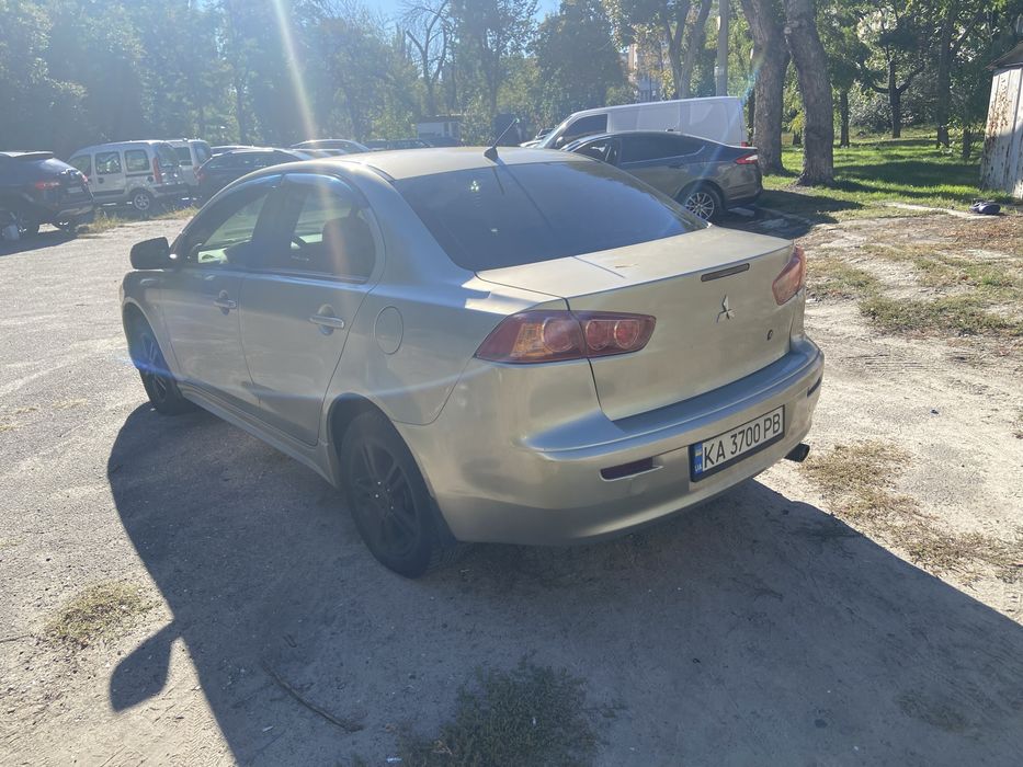 Продам автомобіль Mitsubishi LancerX