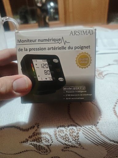 Ciśnieniomierz nadgarstkowy  Arsimai