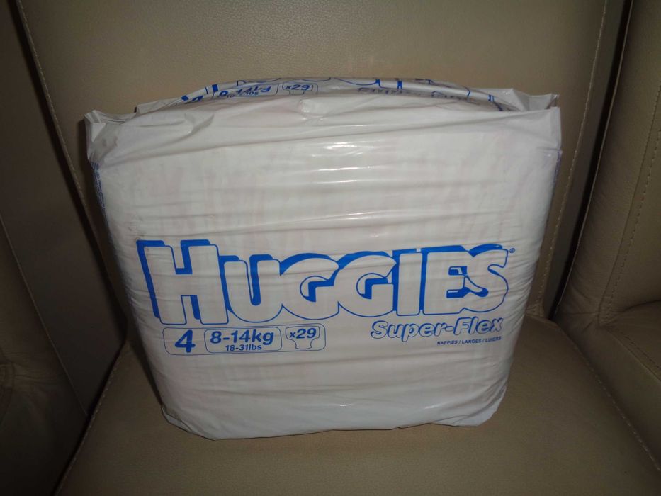 29 sztuk + Gratis   HUGGIES 4 Super-Flex pieluszki jednorazowe 8-14 kg