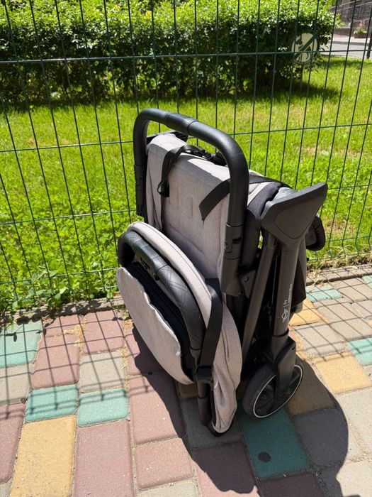 Прогулочная коляcка EasyWalker buggy snap  Mini в отличном состоянии