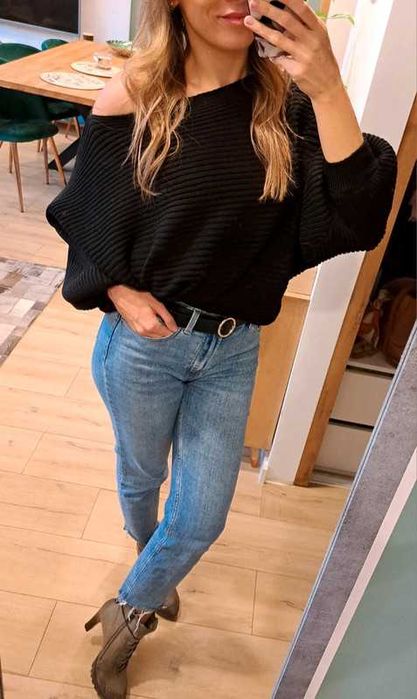 Ola Voga szeroki oversize sweter czarny bufiaste rękawy r. 46/48