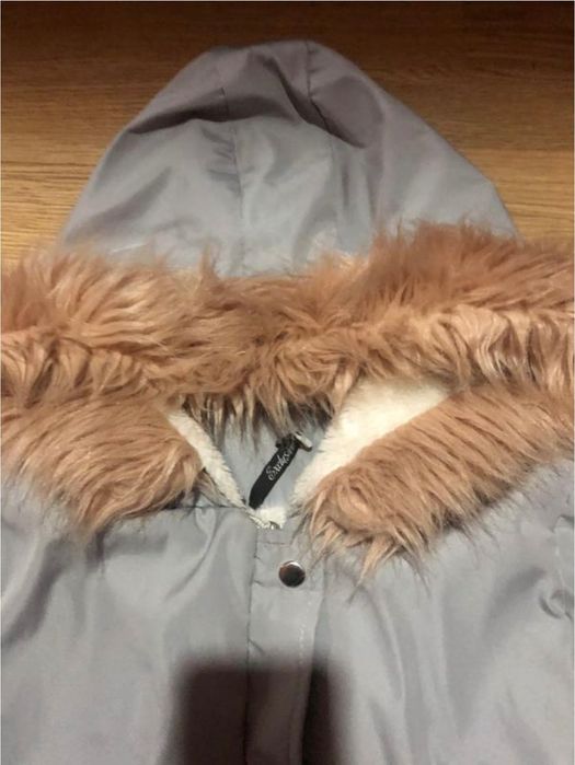 Куртка тепла сіра с капюшоном