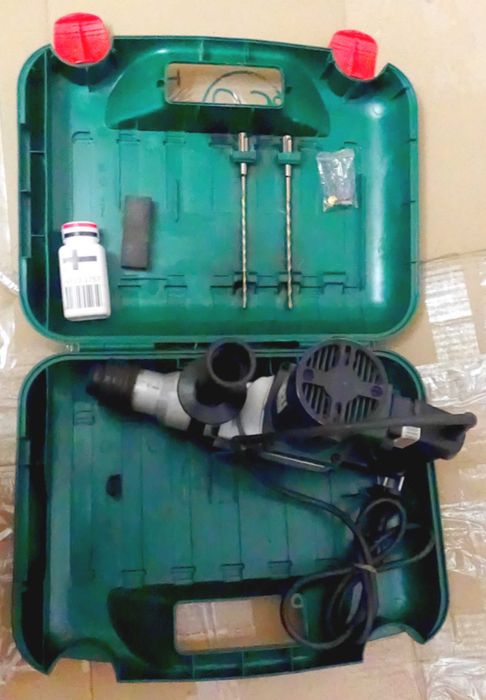 Перфоратор с ручкой держаком + подарок .