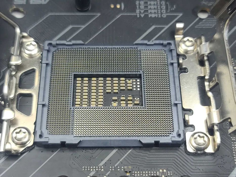 Материнська плата ASUS TUF Gaming Z690-PLUS D4 LGA 1700 ATX PCIe 5.0