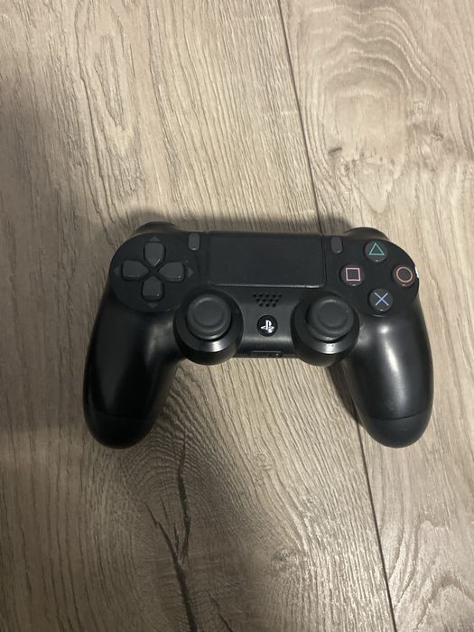 Sprzedam ps4 ponad 300 gier