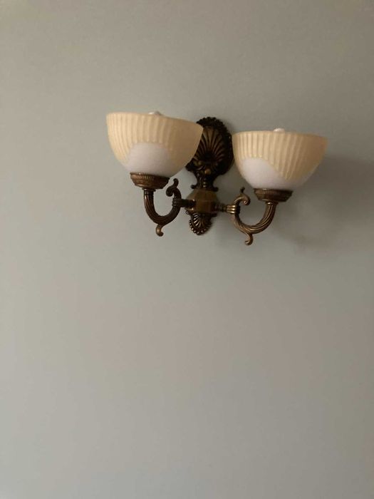 Шикарні люстри і бра бронзові Італія в чудовому стані