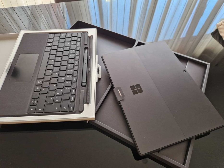 Microsoft Surface Pro 11 | Copilot+ PC | 13" OLED Touch | Snapdragon X Elite 12 Cores | 16 GB RAM | 1 TB SSD | Win 11 Pro + Teclado + S Pen