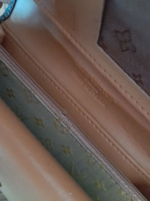 Portfel Louis Vuitton     .