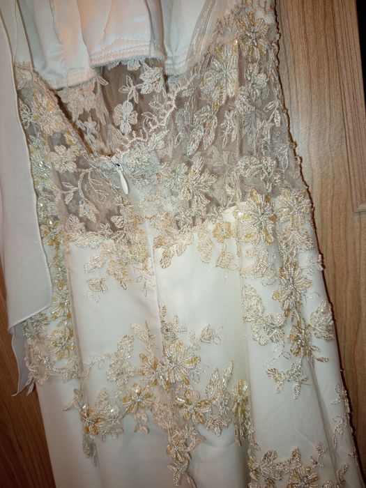 Suknia ślubna r.36