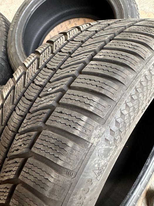 Резина зимная.   Continental.   235.45.18    Romania