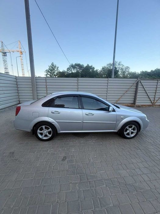 Chevrolet Lacetti 2011 VIN KL1NF19B1BK128372 фото оголошення 2 з 14
