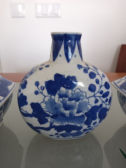 Conjunto antigo 3 peças cerâmica/porcelana Excelente qualidade