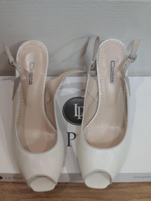 Шкіряні босоніжки кожаные босоножки