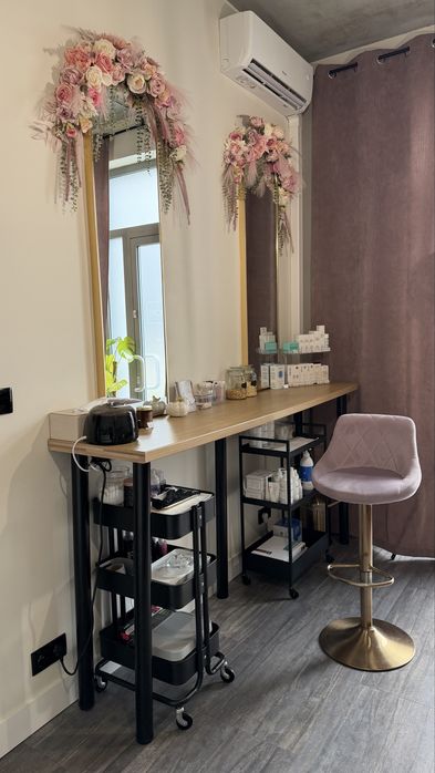 Gabinet na wynajem na dni w weekendy w salonie beauty