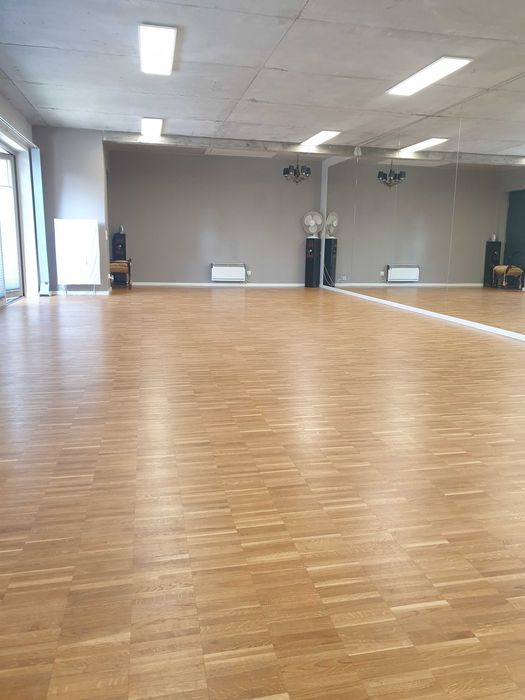 Sala lustra70mKraków taneczna  superkomfortowa  do nagrań