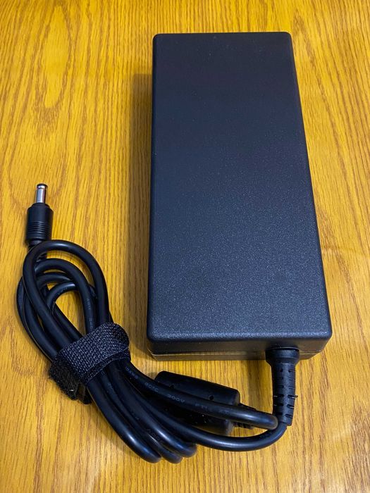 Зарядка,Блок живлення для ноутбука Asus 120W 19V 6.3A 5.5*2.5 мм