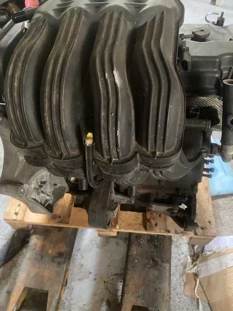 Jeep Liberty KJ 2,4 silnik DOHC 16V 05r ED1 SMPI