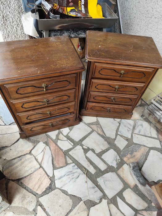 Vendo mesinhas cabeceira 2 bom estado