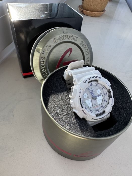 Casio G-SHOCK GA-100A-7AER