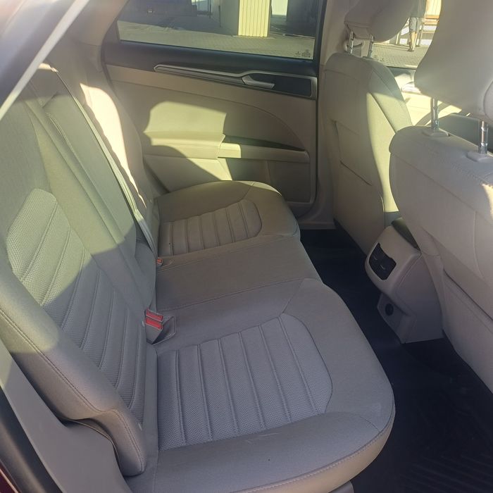 Продам Ford fusion hybrid