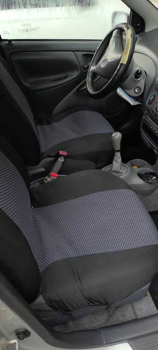 Toyota Yaris 1.0 VVT-i (2003) – Bom Estado / Recalls em Dia