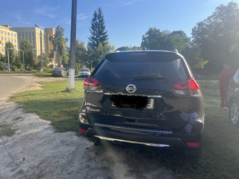 Продам Nissan Rogue