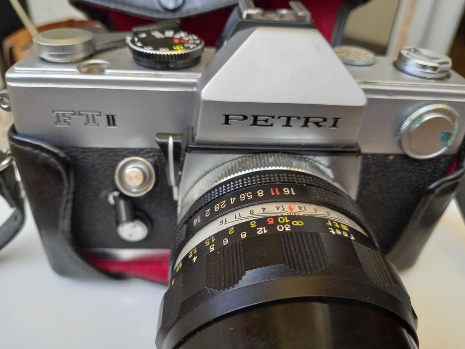 Máquina Fotográfica Analógica: PETRI FT II