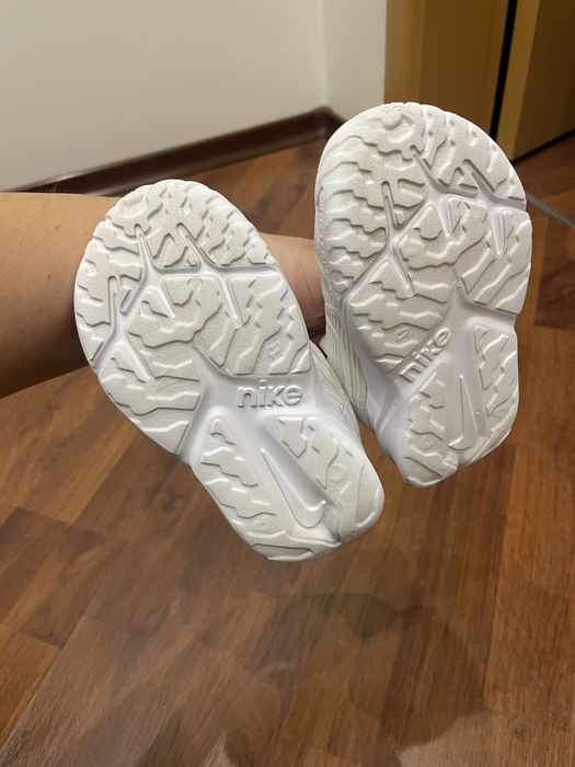 Кросівки уніаерсальні