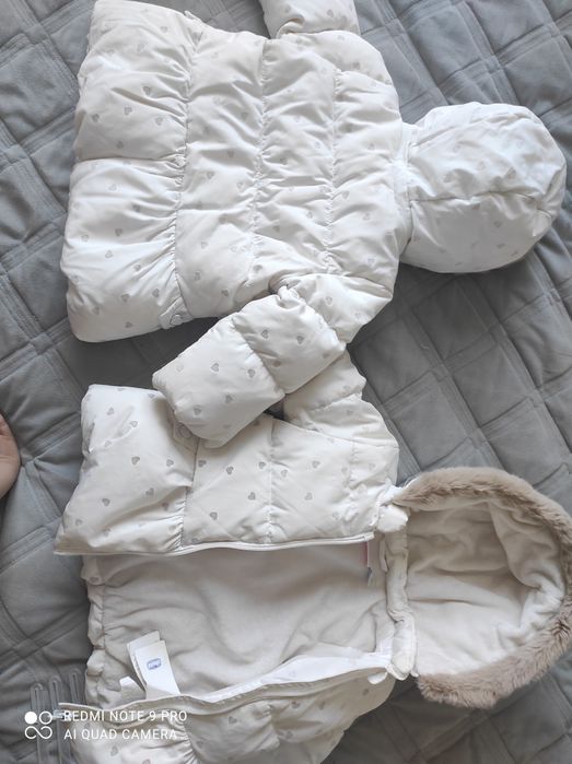 Продам курточки Chicco для дівчаток двійнят(близнят) розмір 74