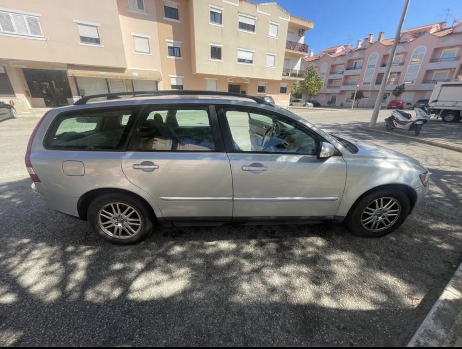 Vendo ou Troco Volvo V50