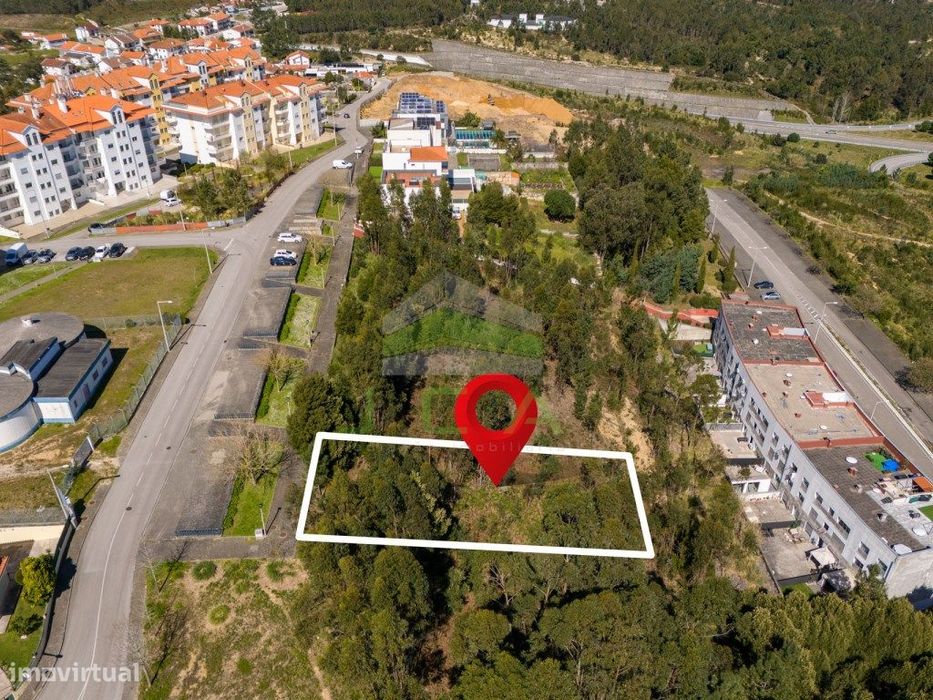 Plot of Land Measuring 1080 m² in Telheiro