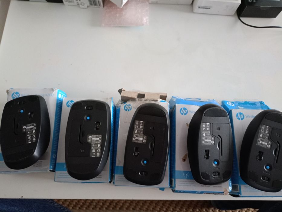 Myszka HP X200 .