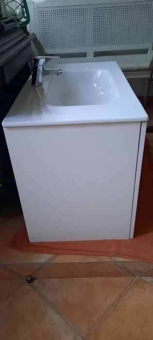 Móvel de casa de banho da Roca suspenso 80cm com torneira