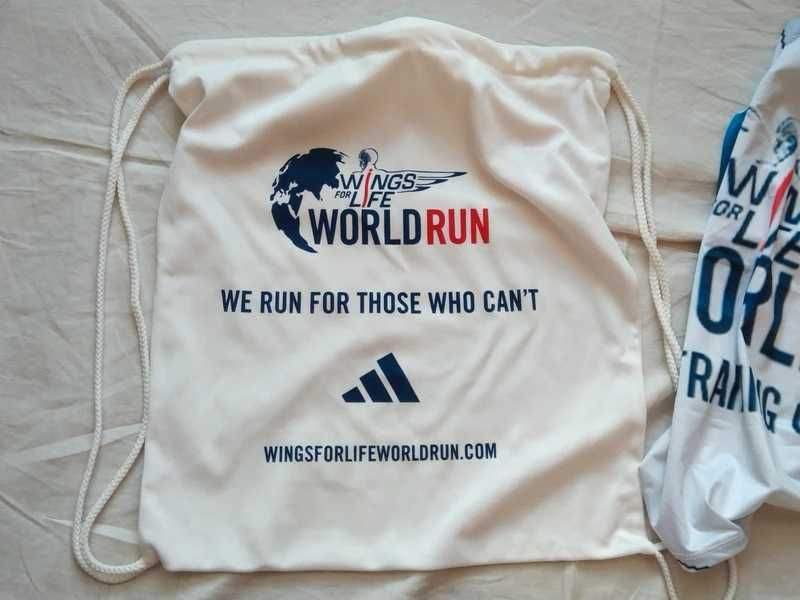Wings for Life , komin , plecak / worek .