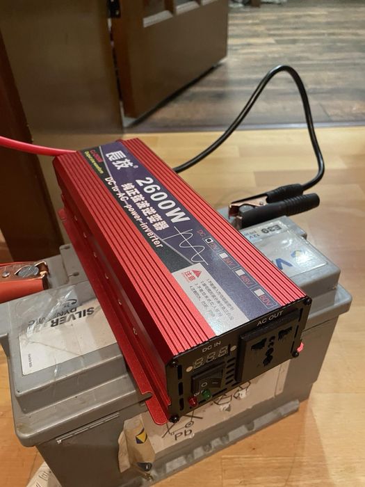 Інвертор чистої синусоїди