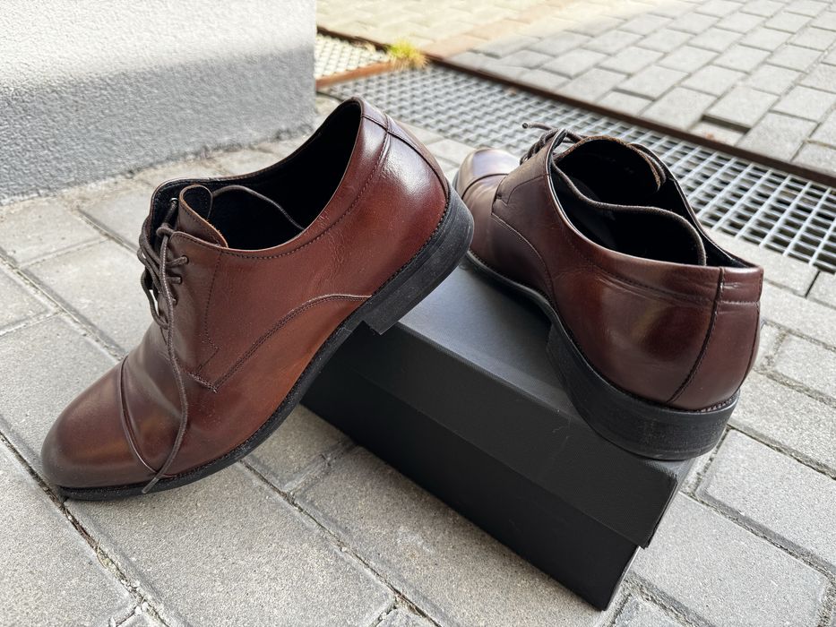 Brązowe skórzane buty męskie