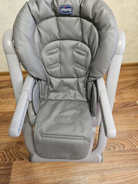 Стільчик для годування Chicco