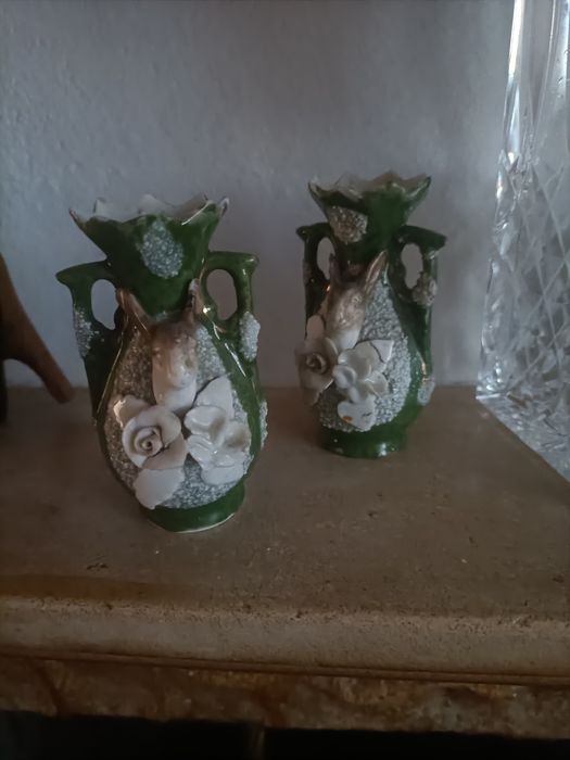 Vendo muita antigas