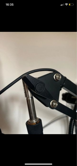 Microfone preto Ksom c/ caixa