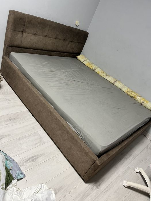 Продам ліжко в гарному стані