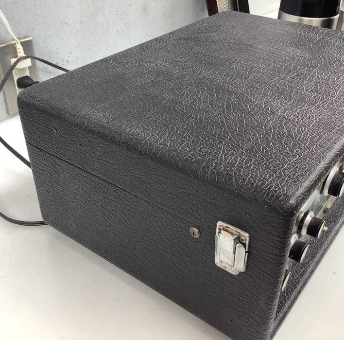 Roland RE-201 Space Echo