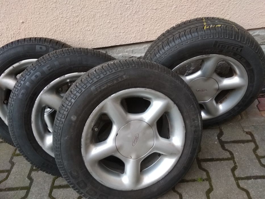 Koła (felgi aluminiowe) Ford plus progiMondeo MK3 4 sztuki 110 zł za s