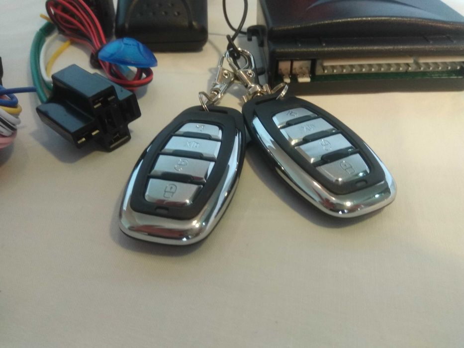 Sistema Kit de fecho central remoto com Alarme sirene carro