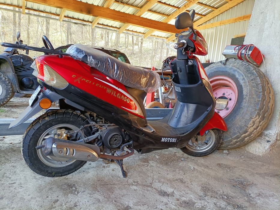 skuter-markowy-boatian-4suw-tylko-1800km-przejechane-dubiecko-olx-pl