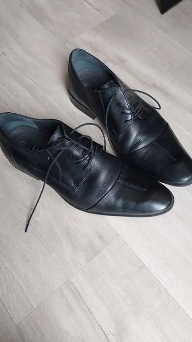 Półbuty eleganckie Lasocki skórzane