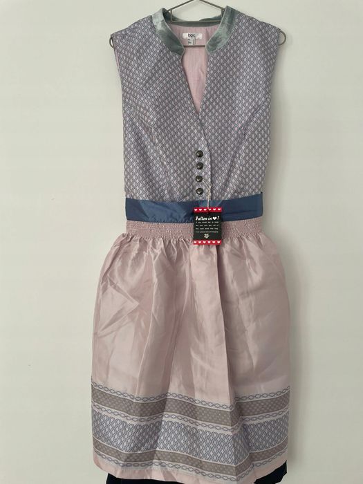 B.P.C. sukienka ludowa z fartuchem r.48