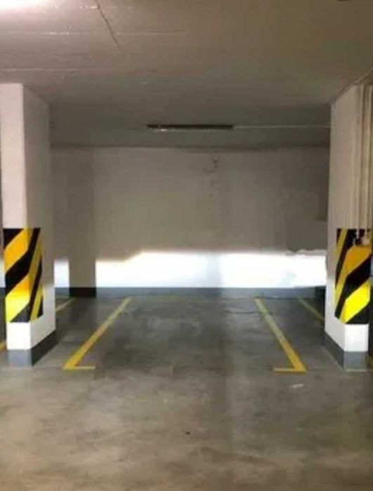 Do wynajęcia miejsce postojowe w garażu podziemnym, Mogilska 120b
