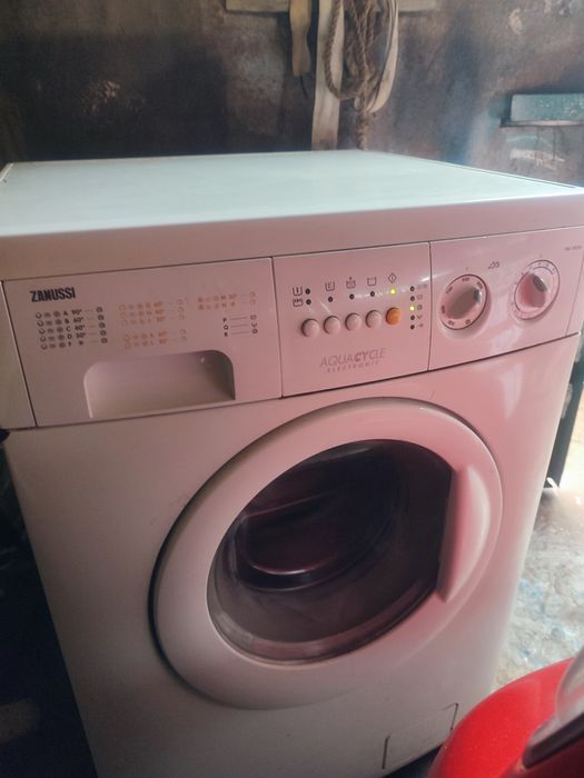 Стиральная машина автомат Zanussi