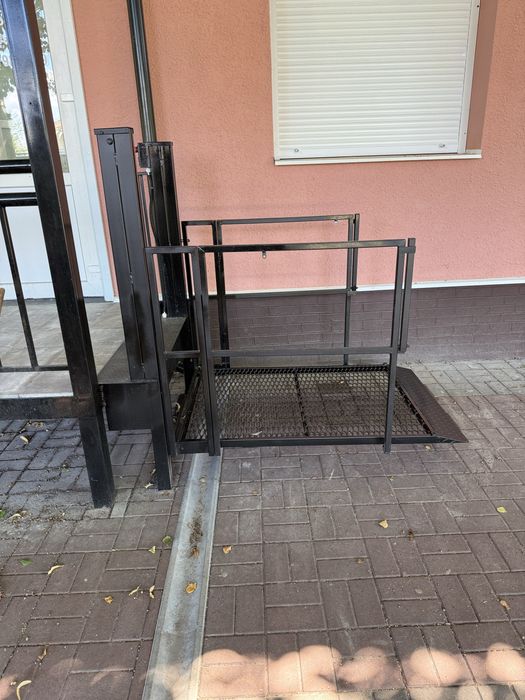Підйомник для інвалідів. Інклюзивність