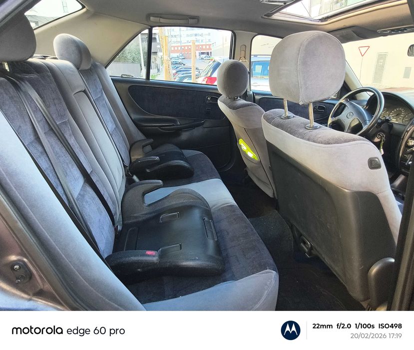 Mazda  626 GPl ANO 2000